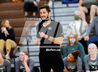Thumbnail 2 in Lincoln Southwest vs. Pius X photogallery.