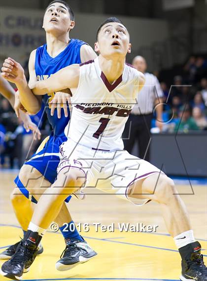 Thumbnail 1 in Piedmont Hills vs. Oak Grove (CIF CCS D1 Final) photogallery.