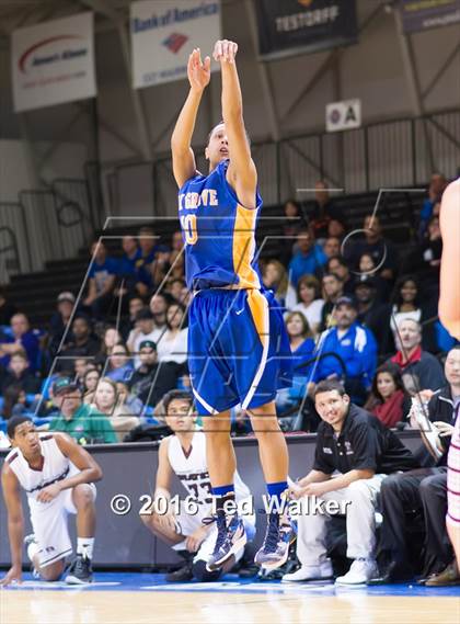 Thumbnail 2 in Piedmont Hills vs. Oak Grove (CIF CCS D1 Final) photogallery.