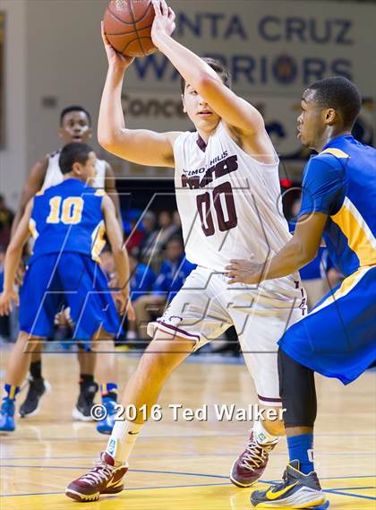 Thumbnail 2 in Piedmont Hills vs. Oak Grove (CIF CCS D1 Final) photogallery.