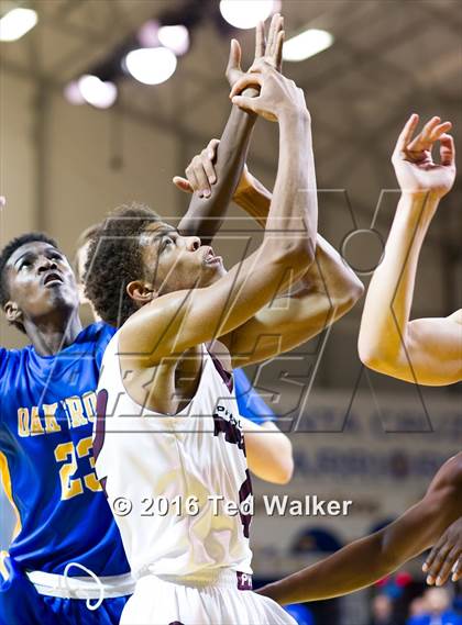 Thumbnail 1 in Piedmont Hills vs. Oak Grove (CIF CCS D1 Final) photogallery.