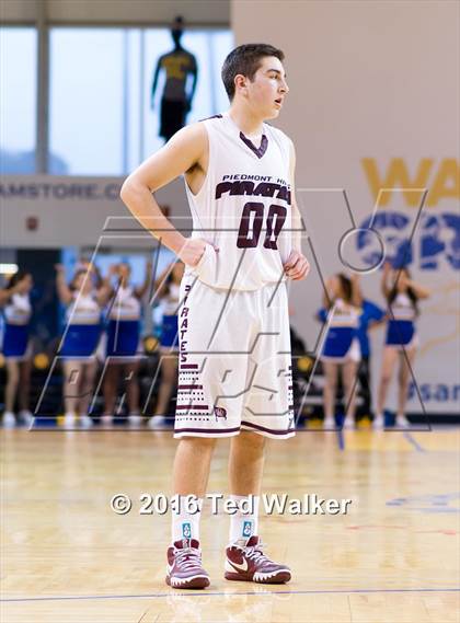 Thumbnail 1 in Piedmont Hills vs. Oak Grove (CIF CCS D1 Final) photogallery.