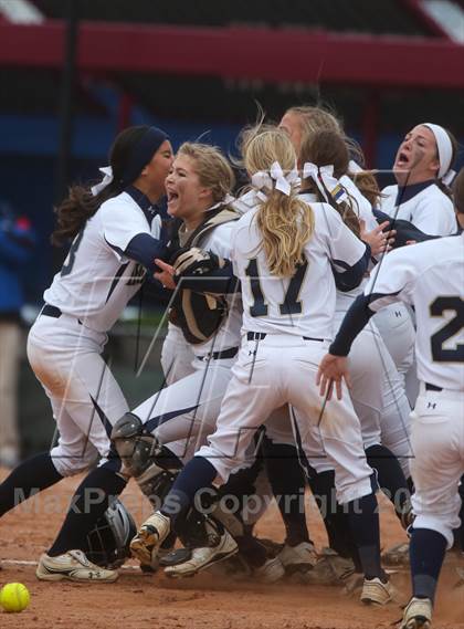 Thumbnail 3 in Legend vs Legacy (CHSAA 5A Final) photogallery.