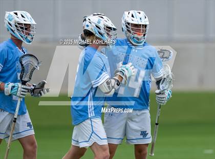 Thumbnail 2 in Ponte Vedra @ St. Thomas Aquinas (FHSAA Class 2A Final) photogallery.