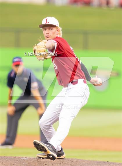 Thumbnail 2 in Lowndes vs Walton (GHSA 6A Final Game 2) photogallery.