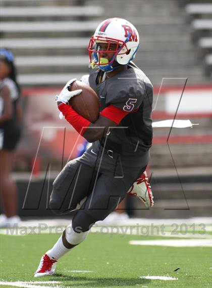 Thumbnail 2 in  Godby vs. DeMatha (@ University of Maryland) photogallery.