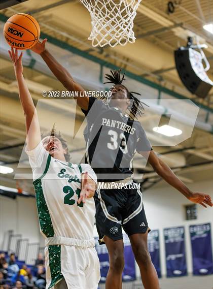 Thumbnail 1 in Harrison @ Pine Creek photogallery.