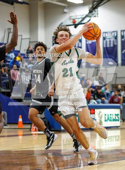 Thumbnail 1 in Harrison @ Pine Creek photogallery.