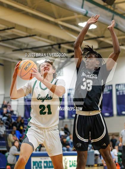 Thumbnail 3 in Harrison @ Pine Creek photogallery.