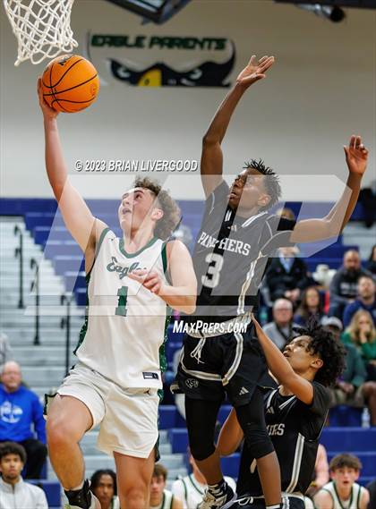 Thumbnail 2 in Harrison @ Pine Creek photogallery.