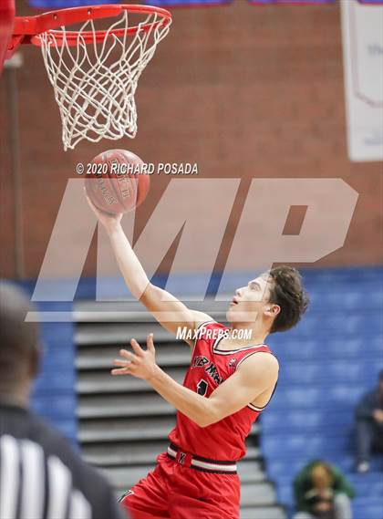 Thumbnail 1 in Kingsburg vs. Kerman (Central Valley Showcase) photogallery.