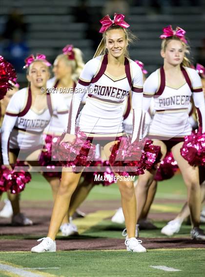 Thumbnail 1 in Thousand Oaks @ Simi Valley photogallery.