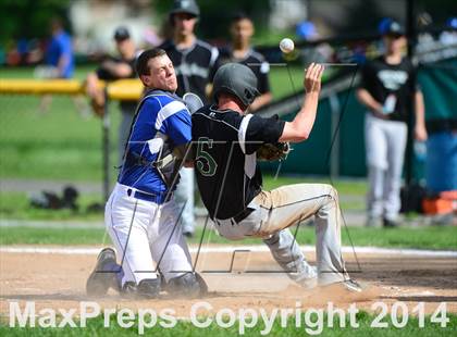 Thumbnail 2 in Northwest Catholic @ Hall photogallery.
