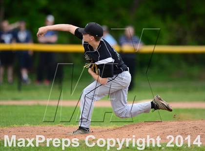 Thumbnail 2 in Northwest Catholic @ Hall photogallery.
