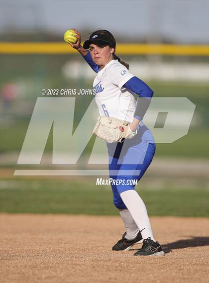 Thumbnail 3 in Columbia @ Belleville West photogallery.