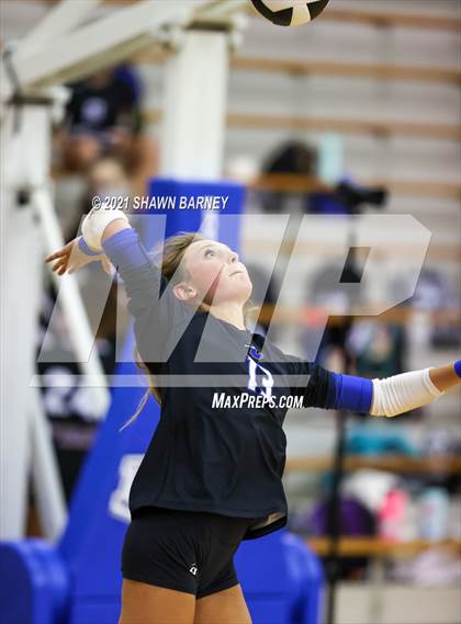 Thumbnail 2 in Roncalli @ Carmel photogallery.