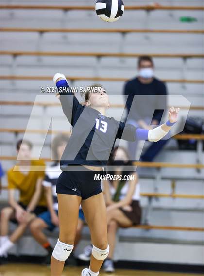 Thumbnail 1 in Roncalli @ Carmel photogallery.