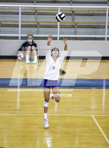 Thumbnail 3 in Roncalli @ Carmel photogallery.