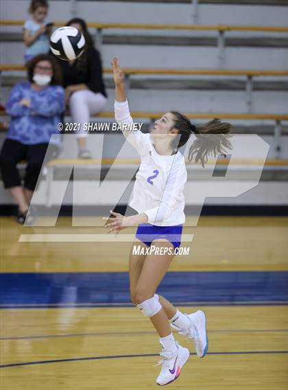 Thumbnail 1 in Roncalli @ Carmel photogallery.