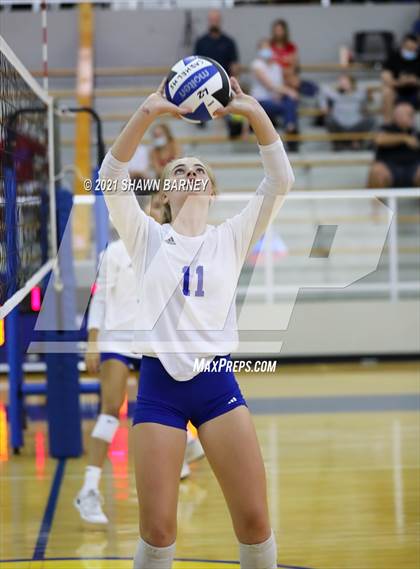 Thumbnail 3 in Roncalli @ Carmel photogallery.