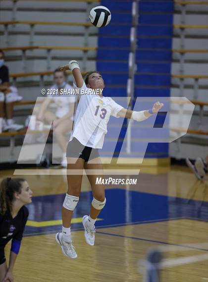 Thumbnail 2 in Roncalli @ Carmel photogallery.