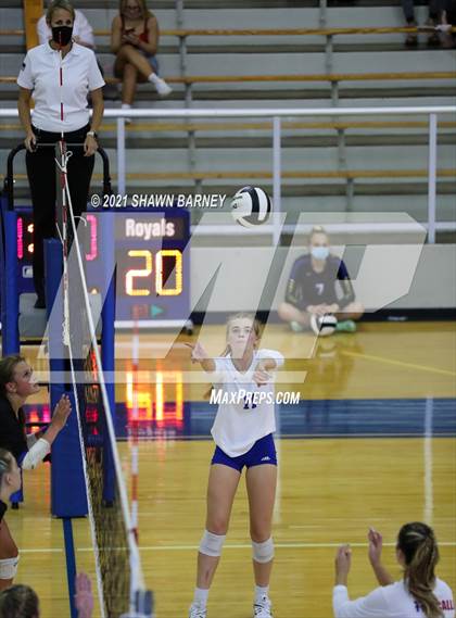 Thumbnail 1 in Roncalli @ Carmel photogallery.