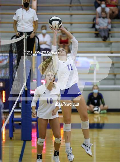 Thumbnail 3 in Roncalli @ Carmel photogallery.