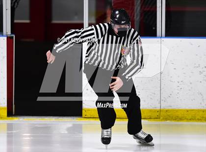 Thumbnail 2 in Greenwich @ Fairfield Warde/Ludlowe (FCIAC D1 Semifinal) photogallery.