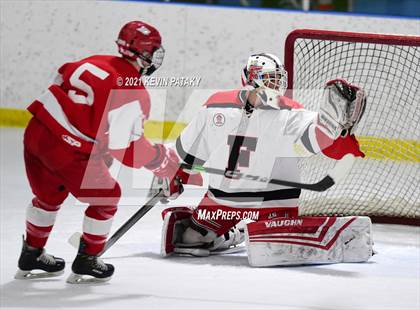 Thumbnail 2 in Greenwich @ Fairfield Warde/Ludlowe (FCIAC D1 Semifinal) photogallery.
