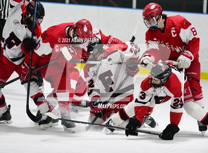 Thumbnail 3 in Greenwich @ Fairfield Warde/Ludlowe (FCIAC D1 Semifinal) photogallery.