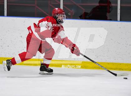 Thumbnail 2 in Greenwich @ Fairfield Warde/Ludlowe (FCIAC D1 Semifinal) photogallery.