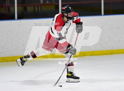 Thumbnail 2 in Greenwich @ Fairfield Warde/Ludlowe (FCIAC D1 Semifinal) photogallery.