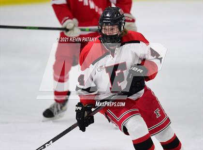 Thumbnail 2 in Greenwich @ Fairfield Warde/Ludlowe (FCIAC D1 Semifinal) photogallery.