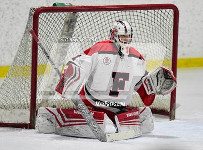 Thumbnail 3 in Greenwich @ Fairfield Warde/Ludlowe (FCIAC D1 Semifinal) photogallery.