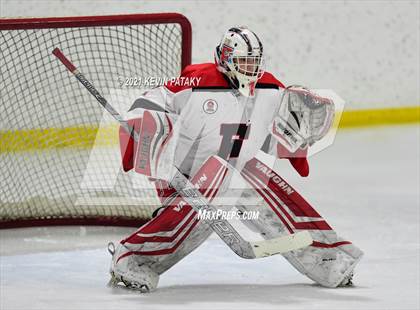 Thumbnail 3 in Greenwich @ Fairfield Warde/Ludlowe (FCIAC D1 Semifinal) photogallery.