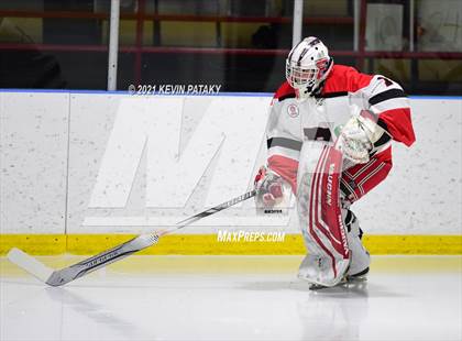 Thumbnail 1 in Greenwich @ Fairfield Warde/Ludlowe (FCIAC D1 Semifinal) photogallery.