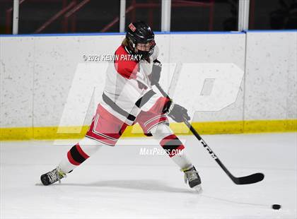 Thumbnail 3 in Greenwich @ Fairfield Warde/Ludlowe (FCIAC D1 Semifinal) photogallery.