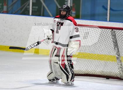 Thumbnail 1 in Greenwich @ Fairfield Warde/Ludlowe (FCIAC D1 Semifinal) photogallery.