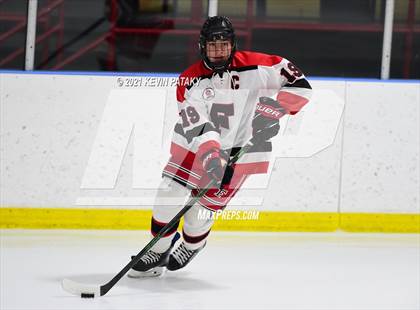 Thumbnail 2 in Greenwich @ Fairfield Warde/Ludlowe (FCIAC D1 Semifinal) photogallery.