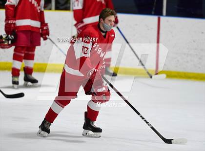 Thumbnail 1 in Greenwich @ Fairfield Warde/Ludlowe (FCIAC D1 Semifinal) photogallery.