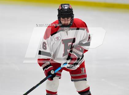 Thumbnail 3 in Greenwich @ Fairfield Warde/Ludlowe (FCIAC D1 Semifinal) photogallery.