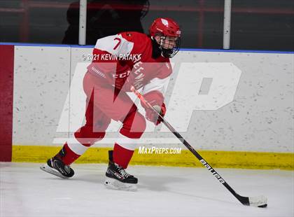 Thumbnail 3 in Greenwich @ Fairfield Warde/Ludlowe (FCIAC D1 Semifinal) photogallery.