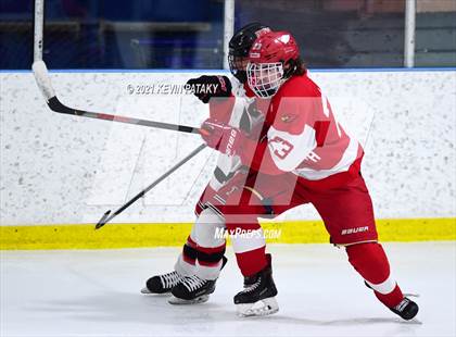 Thumbnail 3 in Greenwich @ Fairfield Warde/Ludlowe (FCIAC D1 Semifinal) photogallery.