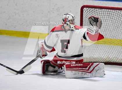 Thumbnail 3 in Greenwich @ Fairfield Warde/Ludlowe (FCIAC D1 Semifinal) photogallery.