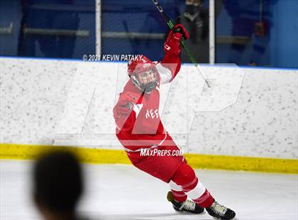 Thumbnail 3 in Greenwich @ Fairfield Warde/Ludlowe (FCIAC D1 Semifinal) photogallery.