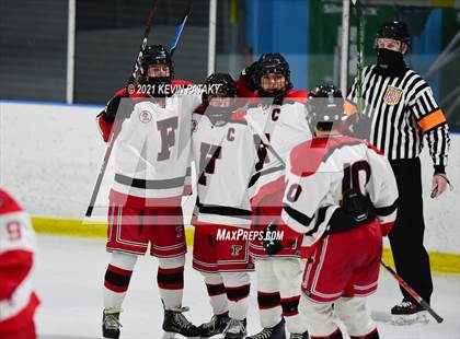 Thumbnail 2 in Greenwich @ Fairfield Warde/Ludlowe (FCIAC D1 Semifinal) photogallery.
