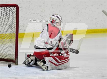 Thumbnail 3 in Greenwich @ Fairfield Warde/Ludlowe (FCIAC D1 Semifinal) photogallery.
