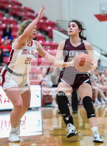 Thumbnail 1 in Vernon @ Mineral Wells photogallery.