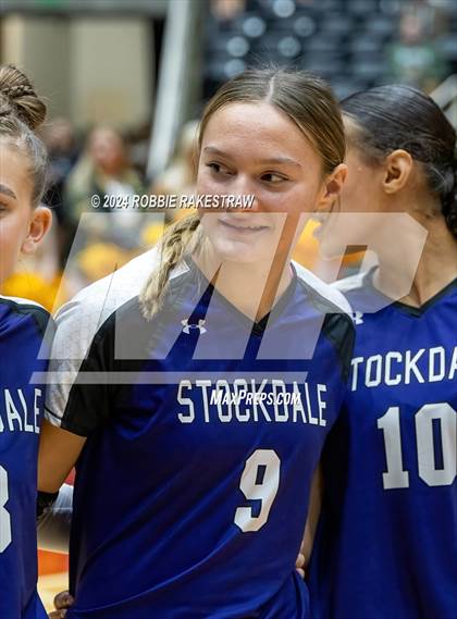 Thumbnail 2 in Boyd vs. Stockdale (UIL 3A Volleyball Division II Final Medal Ceremony) photogallery.