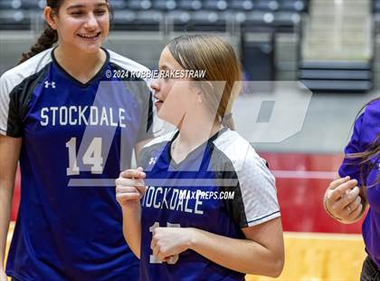 Thumbnail 2 in Boyd vs. Stockdale (UIL 3A Volleyball Division II Final Medal Ceremony) photogallery.